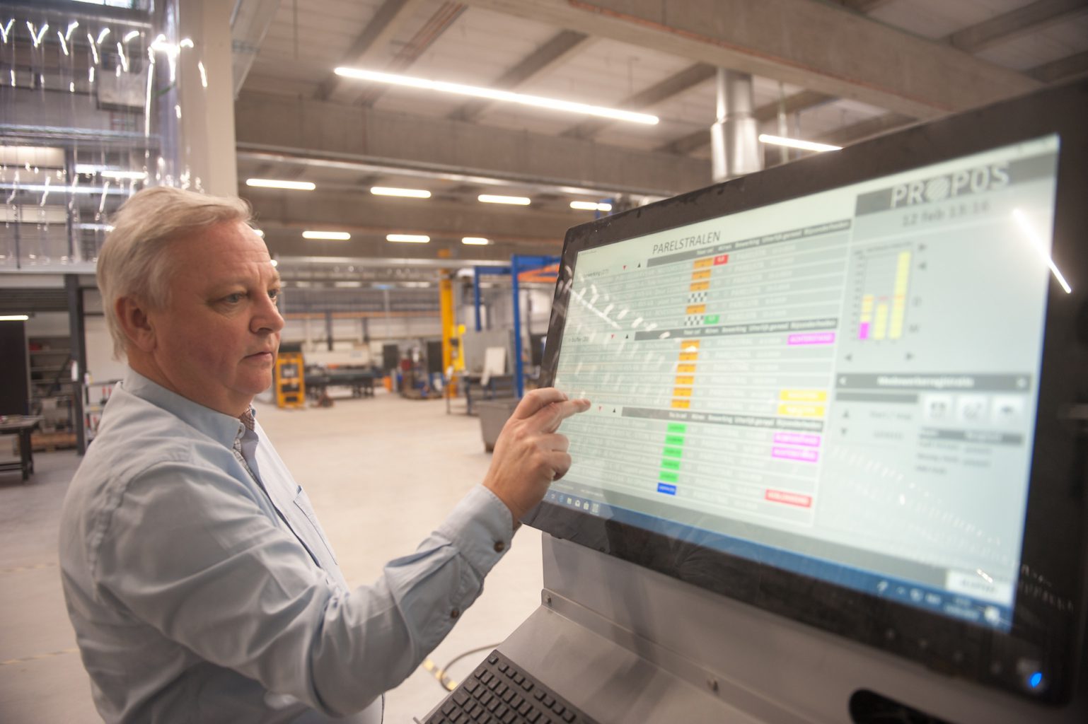 Customer case PMC: shop floor control and QRM 3 - Customer case PMC: shop floor control and QRM -